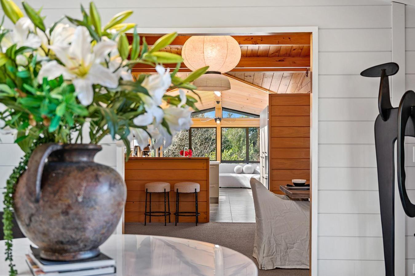 Mountviews Lodge Таупо Экстерьер фото